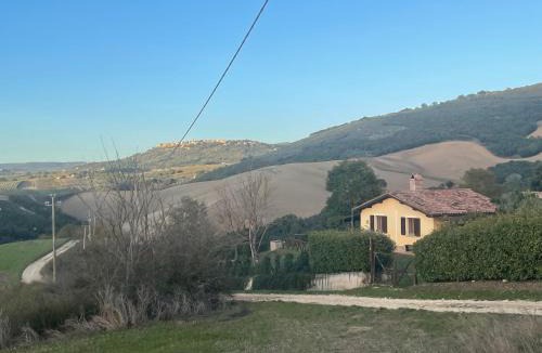 Montecchio Ski Chalet | Romantic love-nest villa Spa in Beautiful Umbria