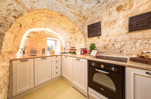 Impalata Villa | Romantic trulli with relaxation area, whirlpool, sauna, and private pool