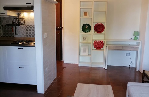 San Tommaso Tre Archi Apartment | Rondinella apartment 160 mt from the sea. St. Thomas Lido