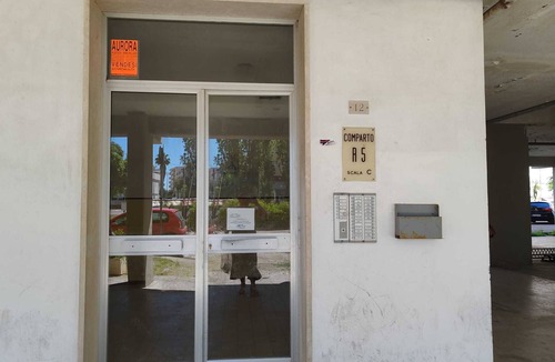 San Tommaso Tre Archi Apartment | Rondinella apartment 160 mt from the sea. St. Thomas Lido