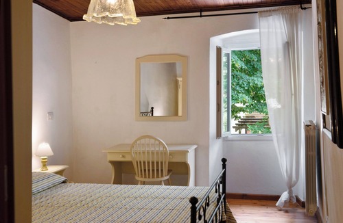 Giusvalla House | Room 'Estate' with Mountain View, Shared Terrace and Wi-Fi
