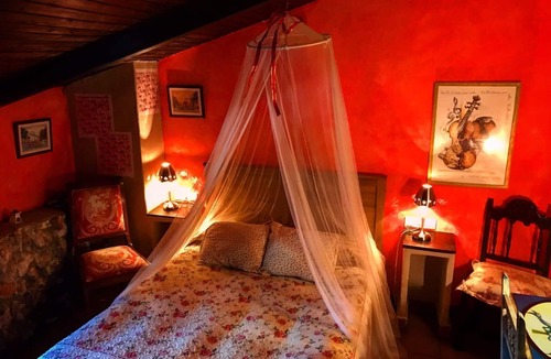 Valeria Apartment | Room in a beautiful rural house from the 17th century in Cuenca.