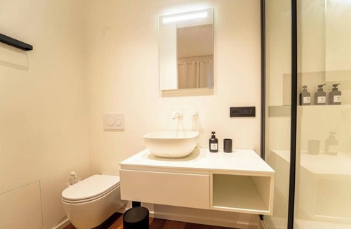San Giovanni la Punta House | Room 'La Mora' with Shared Pool, Wi-Fi and Air Conditioning
