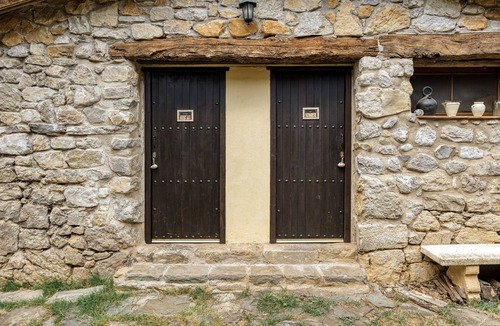Montagut Apartment | Room 'Ull De Llebre' with Mountain View, Shared Pool and Shared Terrace