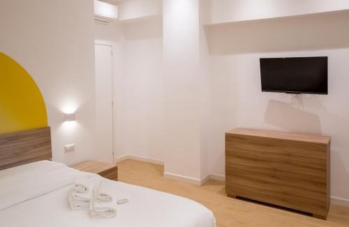 Tuscolano Apartment | RoomApartment Roma