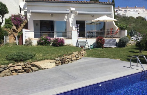 Almadraba-Canyelles House | Rosas canyelles: Fully equipped villa, air-conditioned, infinity pool, sea view