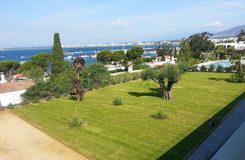 Roses Town Center Villa | Roses: Magnificent contemporary villa with an indoor pool