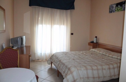 Ospedaletto D'Alpinolo Hotel | ROYAL DOUBLE ROOM - ROYAL HOTEL