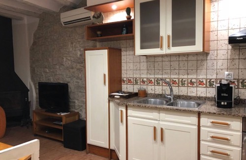 Portell Cottage | Rural apartment Cal Ventura Vell for 2 people