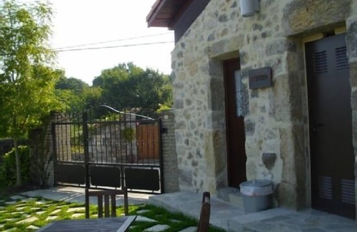 Naves Cottage | Rural apartment El Hospital de Villahormes for 4 people