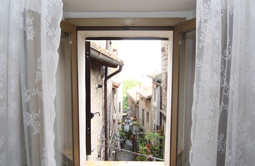 Bomarzo Apartment | Sacrobosco apartment Olive