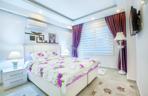 Mahmutlar Apartment | Sea view apartment. At the beach. Alanya / Kestel ... 1 bedroom, 1 living room.
