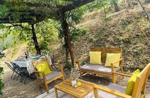 Foiano della Chiana Villa | Secluded Villa, private heated Pool, Wi-fi and TV. Secure Payment