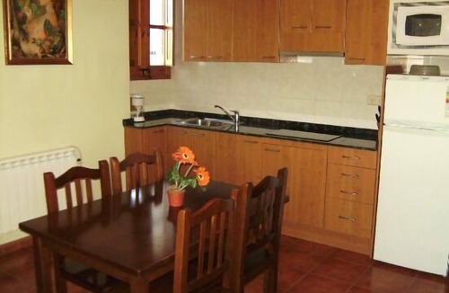Sant Salvador de Guardiola Cottage | Self catering Mas Set-Rengs for 4 people