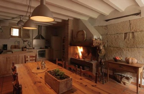 Plandogau Cottage | Self catering La Farga 1845 for 12 people