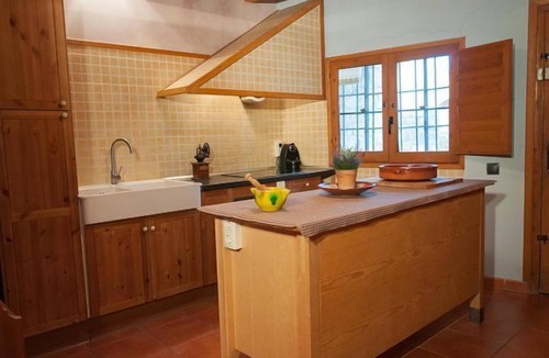 Savalla del Comtat Cottage | Self catering Cal Xavier for 12 people