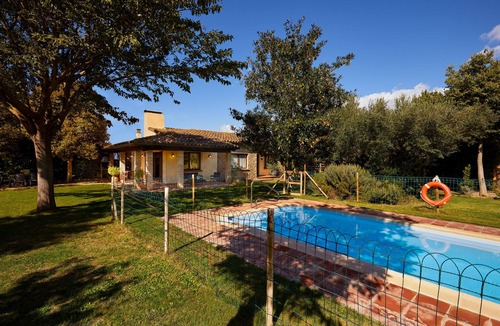 Parlava Cottage | Self catering Mas Can Salvi for 7 people