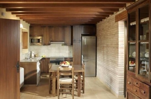 Porqueres Cottage | Self catering Mas Solaric for 10 people