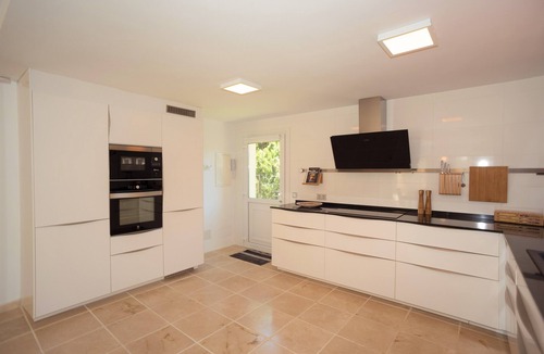 New Golden Mile Villa | SEMESTER VILLA BETWEEN MARBELLA AND ESTEPONA COSTA DEL SOL