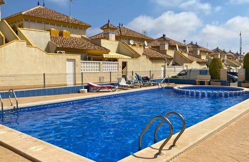 Orihuela Costa House | Semi-detached duplex house with swimming pool