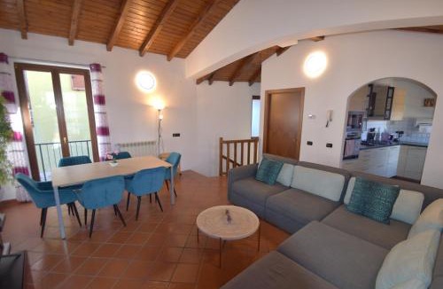 Poppino Villa | Shila House