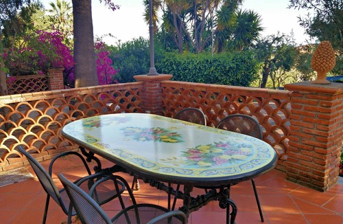 Aci Castello Villa | Sicilian cottage in villa with pool, park and sea