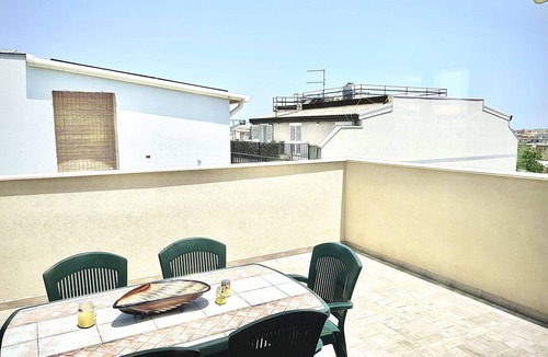 Rosolini Apartment | Sicula House penthouse in quiet area