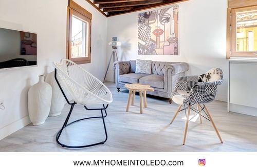 Toledo City Center Apartment | ~SILVER~ by myhomeintoledo.com