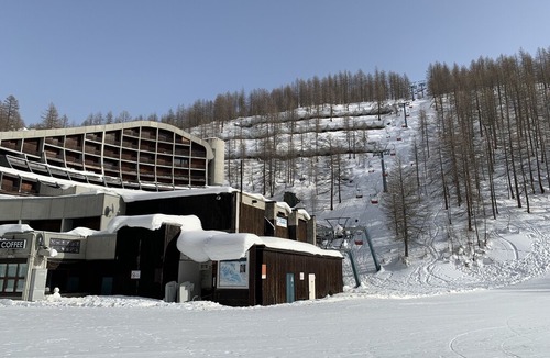 Cervinia Apartment | Ski in / ski out in TOP apartment