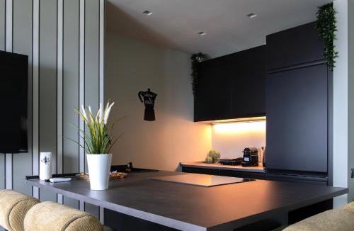 Milan Apartment | Skyline House - FREE PARKING & TERRACE