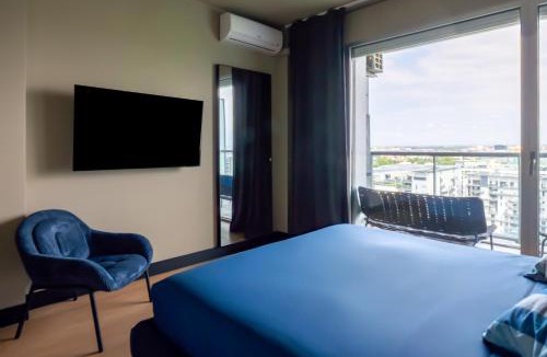 Milan Apartment | Skyline House - FREE PARKING & TERRACE