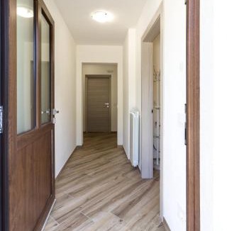 Pont-Saint-Martin Apartment | Sonia Holiday Home - Appartamento Jessica