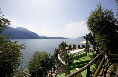 Susello Apartment | Spacious 1½-room apartment with balcony and pool and generous park