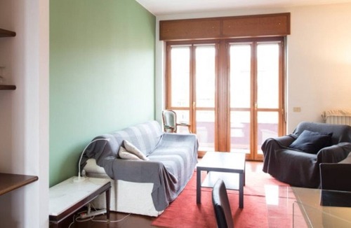 Lambrate House | Spacious and bright one-bedroom apartment