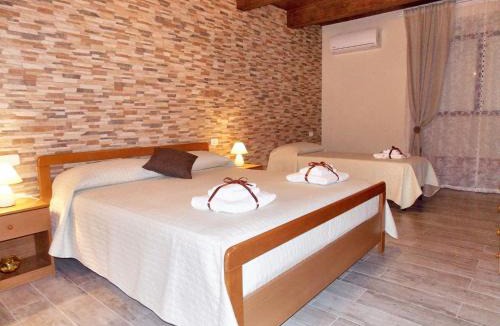 Frascineto House | Spacious house in Frascineto with mountain view 130 m²
