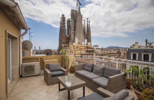 La Sagrada Familia Apartment | Spectacular Penthouse with Terrace Overlooking the Sagrada Familia