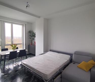 Rondo - Torretta House | STANZA matrimoniale metro M5 - Bignami, Carroponte