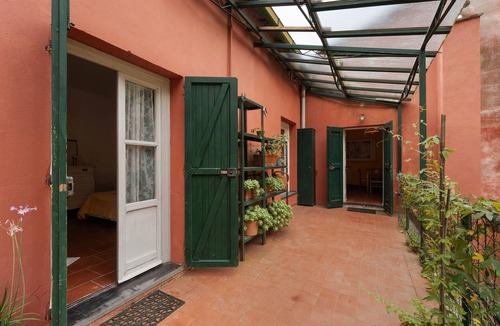 Castiglione Chiavarese Apartment | Studio 'Bilocale' with Sea View and Shared Garden