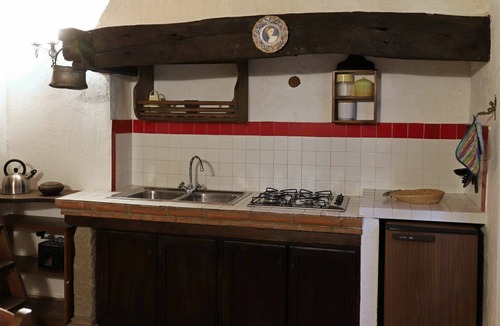Panicale Villa | Stunning private villa for 8 guests with private pool, WIFI, TV, pets allowed and parking