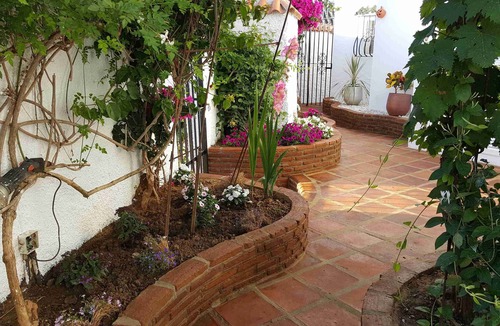Bahia Dorada Villa | Stunning Andalusian beachside location with private pool and garden