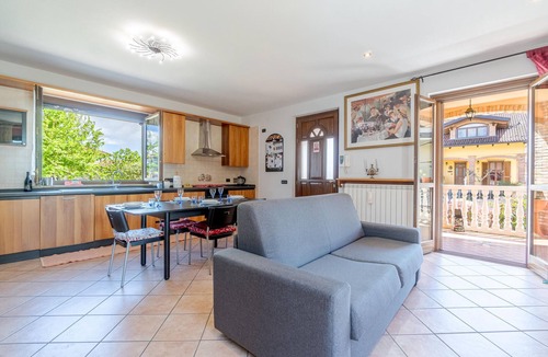 Bosconero House | Stunning home in Bosconero with kitchen