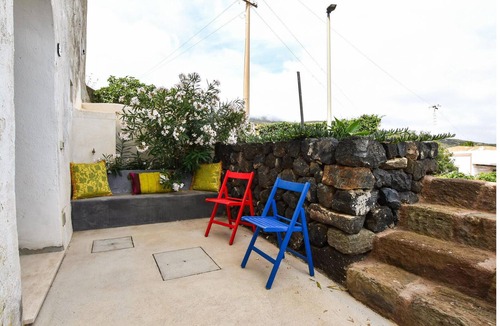 Kamma House | Stunning home in Pantelleria with WiFi