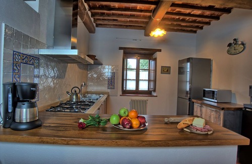 Bucine Villa | Stunning private villa for 17 people with WIFI, private pool, TV, veranda and panoramic view