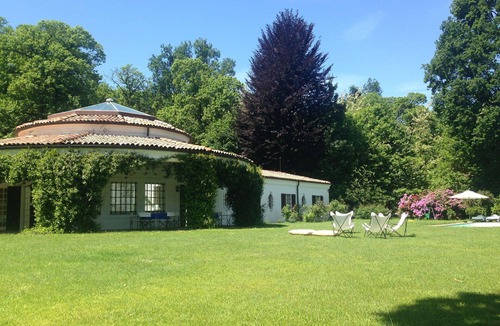 Dormelletto Villa | Stunning private villa for 12 people with private pool, WIFI, TV and patio