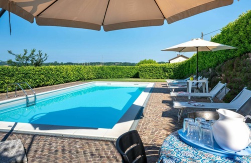 San Desiderio House | Stunning private villa for 8 people with private pool, A/C, WIFI, TV and terrace