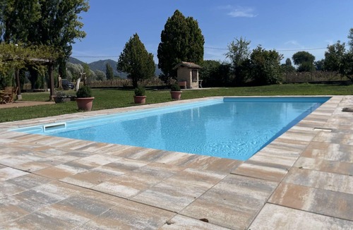 Nerbisci Villa | Stunning private villa with WIFI, private pool, TV, patio, pets allowed, panoramic view and park.
