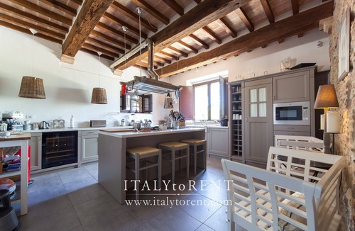 Avigliano Umbrio Villa | Stylish country house, heatable jet stream pool, A/C, Gym