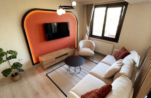 Ortakoy Apartment | Stylish Studio & Bosphorus View