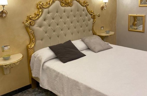 Historical Downtown Salerno Bed & Breakfast | Suite Incentro Salerno