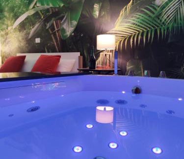Noicattaro Apartment | Suite Maison Tropical 2 - Apulian Experience